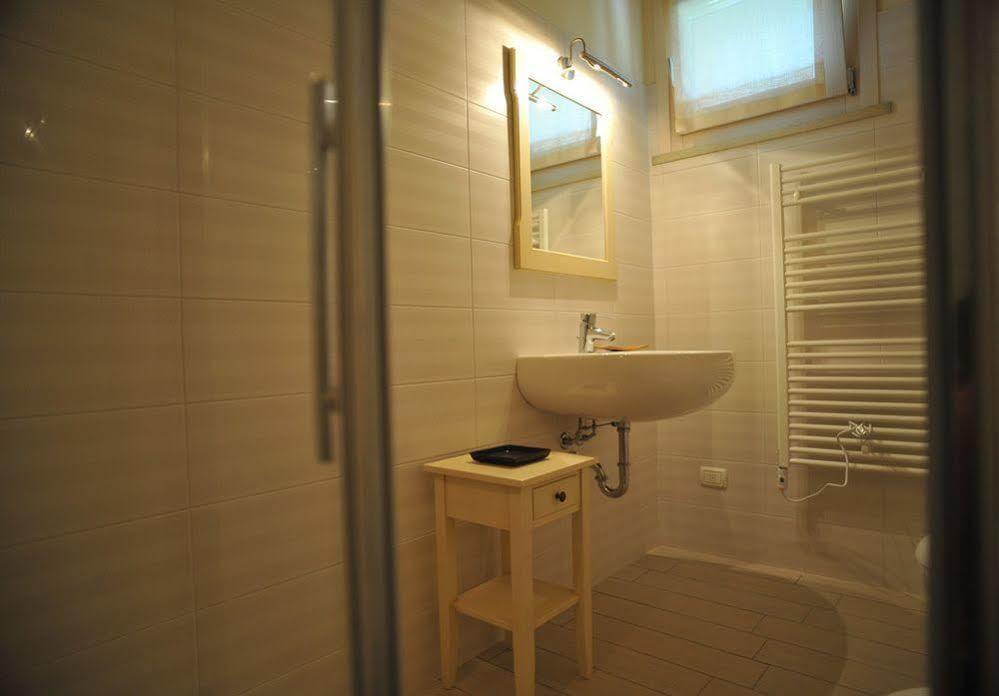 Agriturismo Colle Dei Pivi ปอนติ ซุล มินโช ภายนอก รูปภาพ